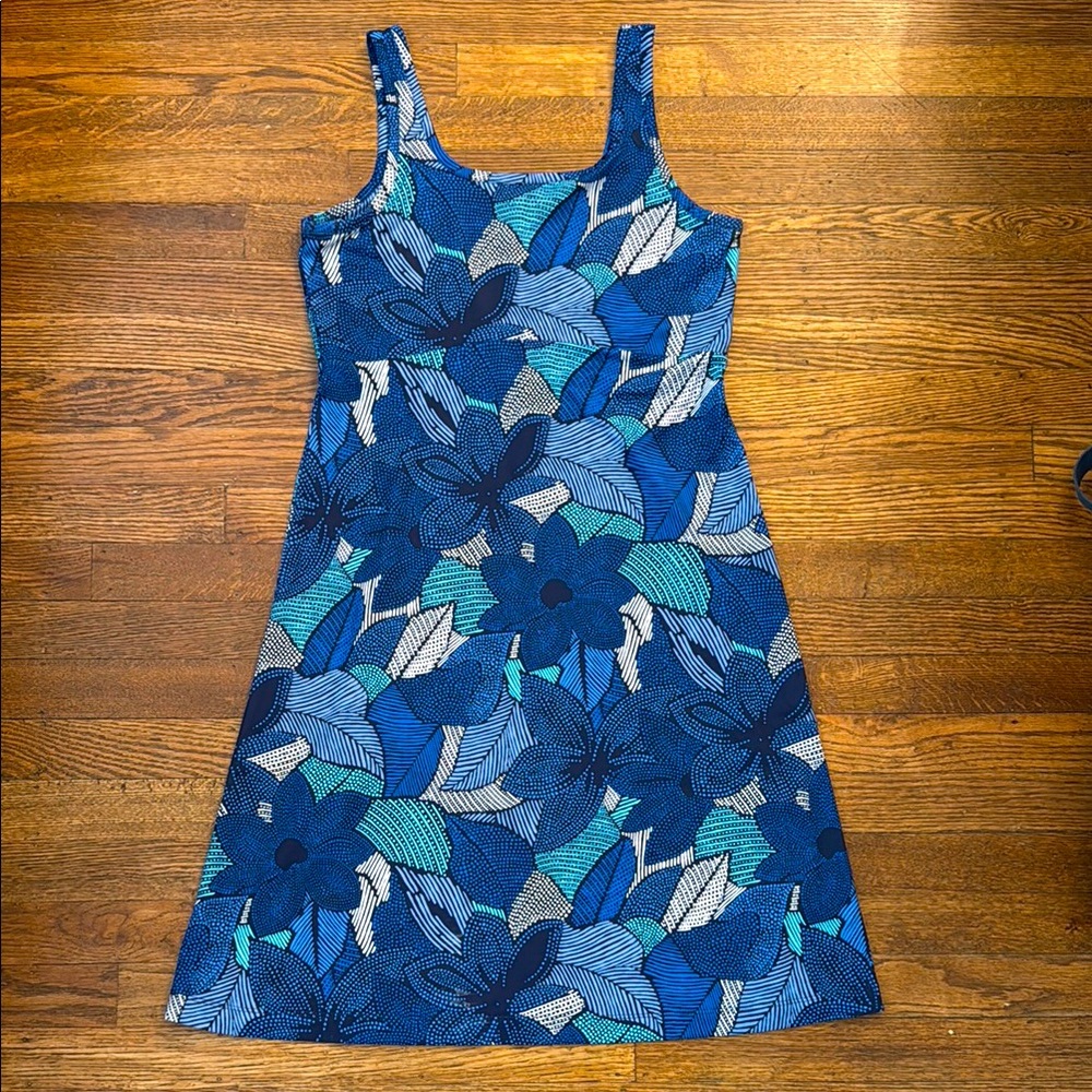 Columbia Women’s PFG Freezer III Sleeveless Dress - NWOT - size S